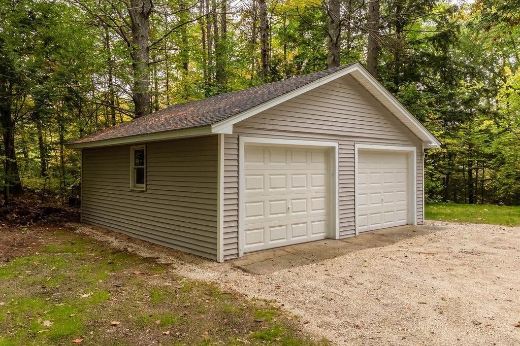 Photo of 92 Moose Mountain Road, Canaan, NH 03741 (MLS # 5113020)