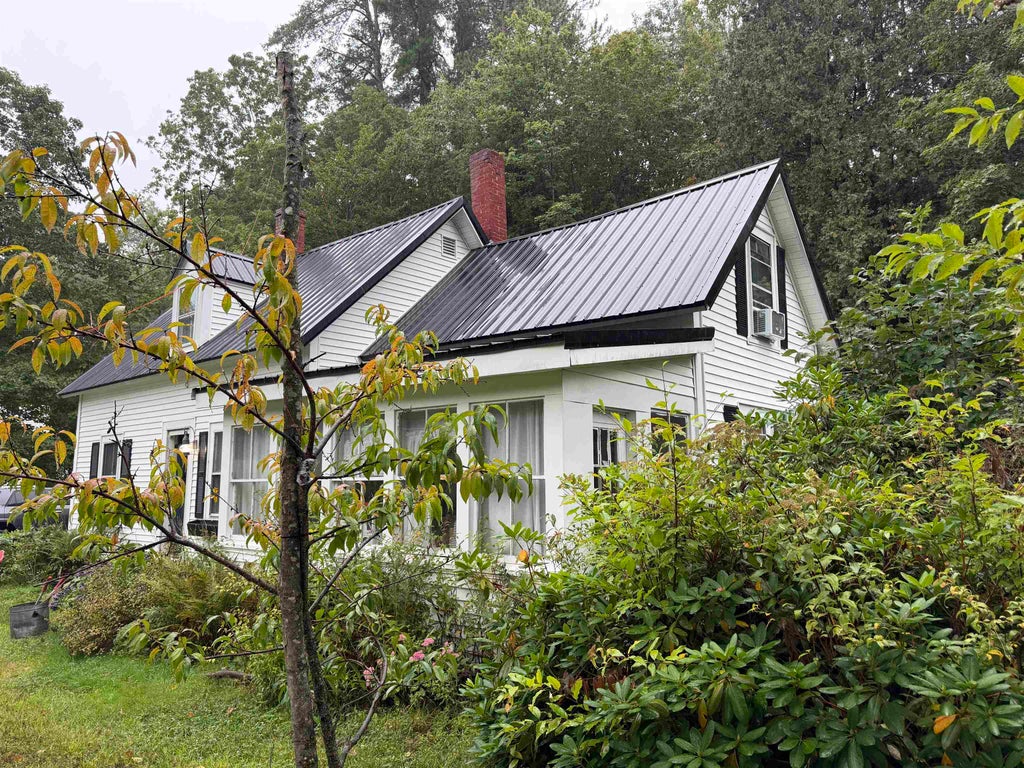 Photo of 14 Dorrs Corner Road, Ossipee, NH 03864 (MLS # 5108143)