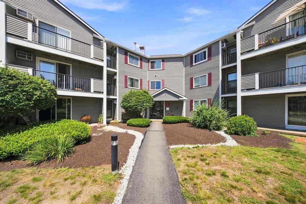 Photo of 120 Fisherville Road #86, Concord, NH 03303 (MLS # 5102226)
