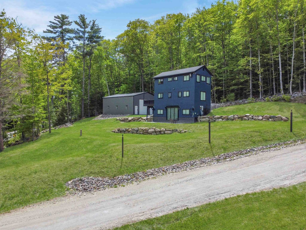 Photo of 253 Upper Mad River Road, Thornton, NH 03285 (MLS # 5088295)