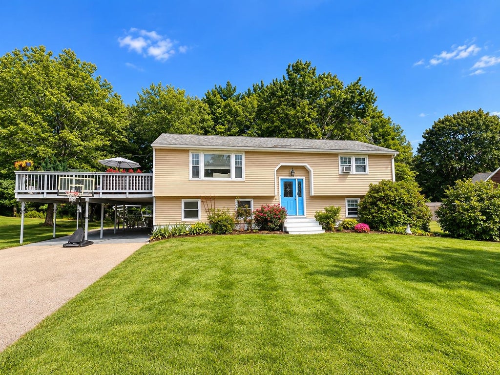 Photo of 7 Norman Street, Rochester, NH 03839 (MLS # 5110049)