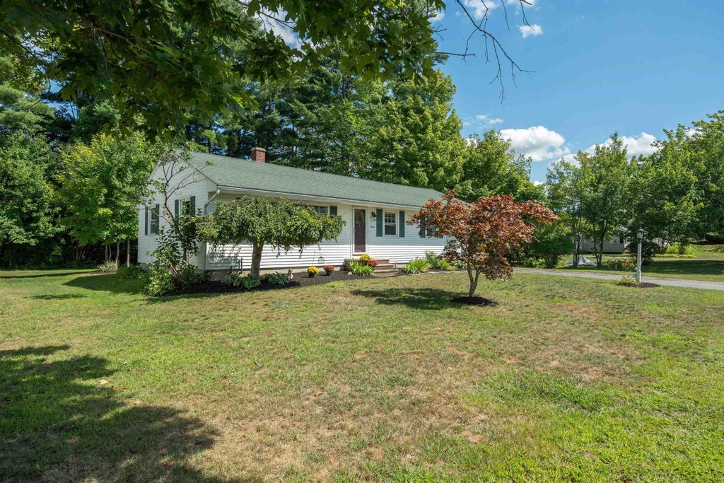 Photo of 7 Ridgewood Avenue, Gilford, NH 03249 (MLS # 5106657)