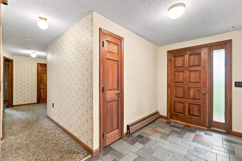 Photo of 9 Windham Road, Derry, NH 03038 (MLS # 5109308)