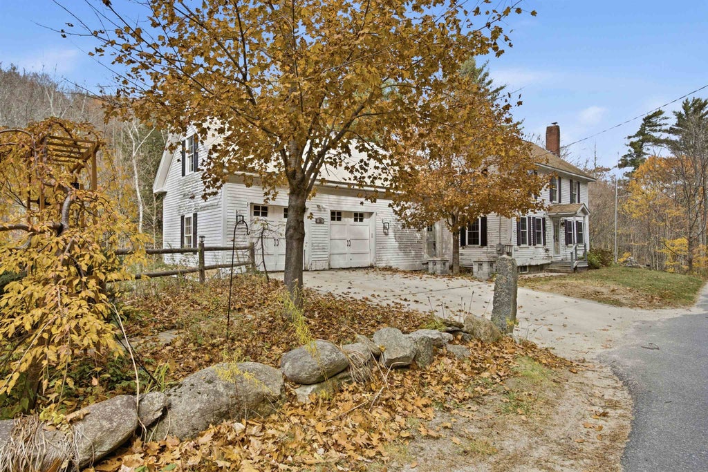 Photo of 73 Mountain Road, Newbury, NH 03255 (MLS # 5116391)