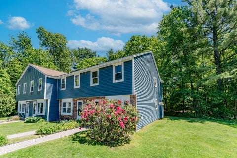 Photo of 111 Stonegate Lane, Derry, NH 03038 (MLS # 5092761)