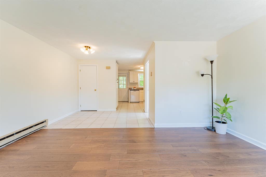 Photo of 111 Stonegate Lane, Derry, NH 03038 (MLS # 5092761)