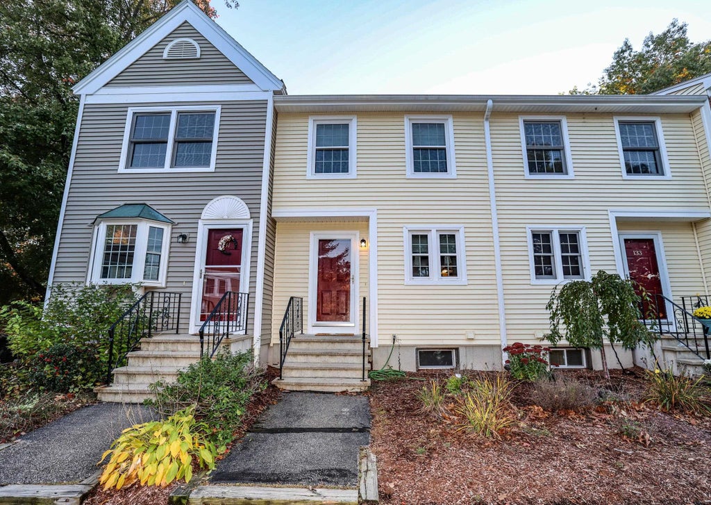 Photo of 132 Fox Hollow Way, Manchester, NH 03104 (MLS # 5114135)