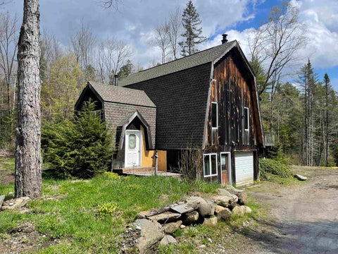 Photo of 33 Forrest Lane, Newfane, VT 05345 (MLS # 5109814)