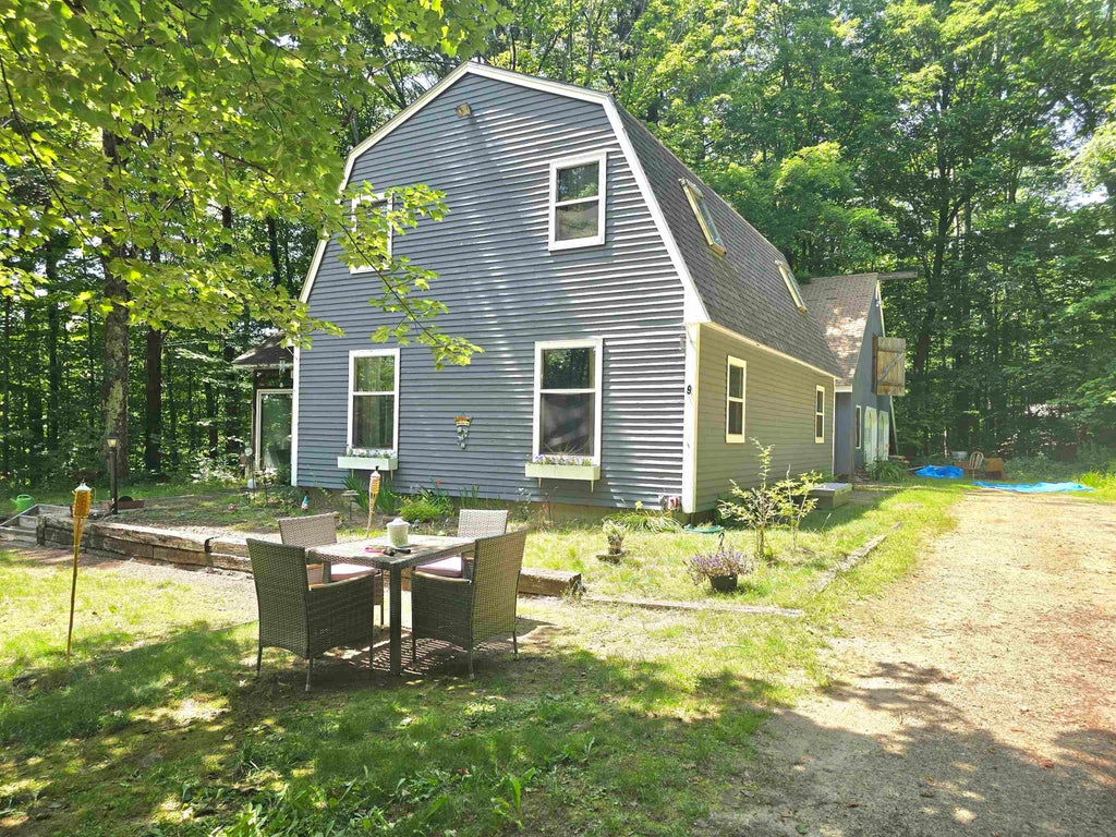 Photo of 9 Burdett Road, Bartlett, NH 03845 (MLS # 5100748)