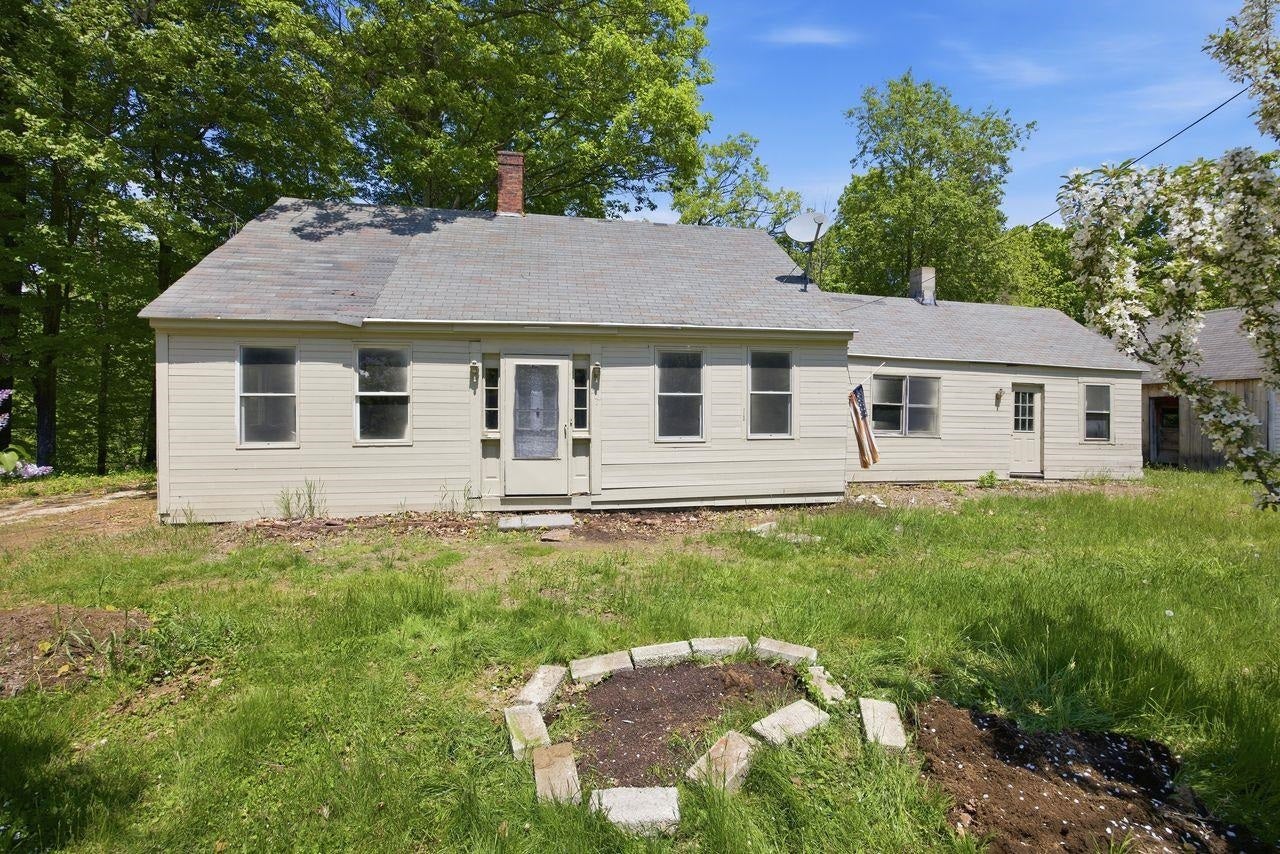 307 School Street