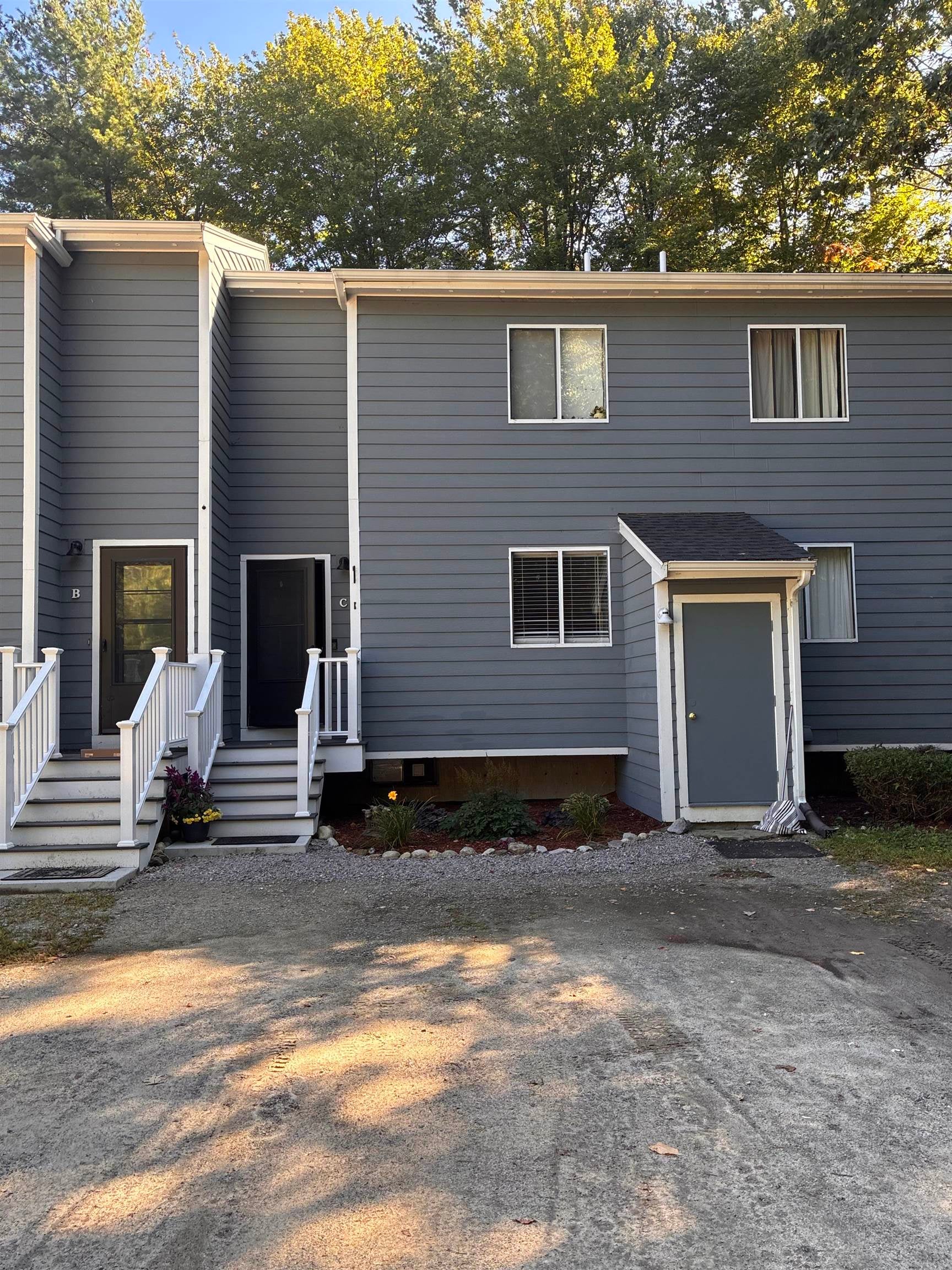 33 C Apple Lane C