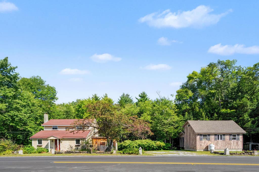 Photo of 164 Bennington Road, Hancock, NH 03449 (MLS # 5106610)