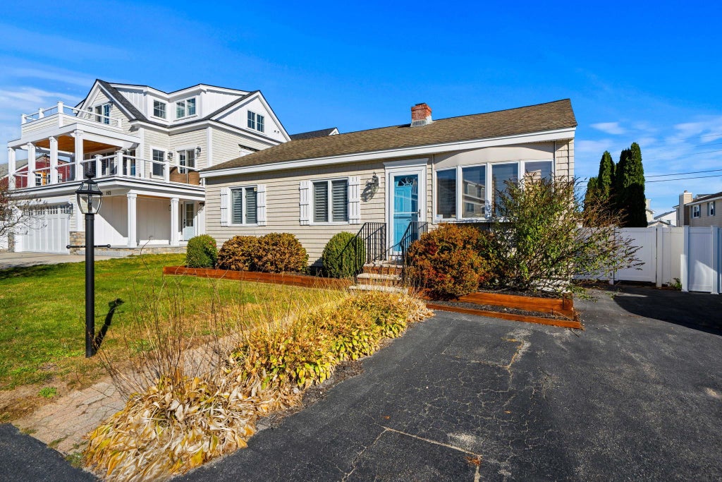 Photo of 192 Tilton Street, Seabrook, NH 03874 (MLS # 5115792)