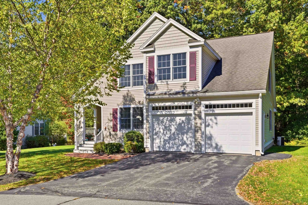 Photo of 10 Cortland Avenue, Stratham, NH 03885 (MLS # 5114069)