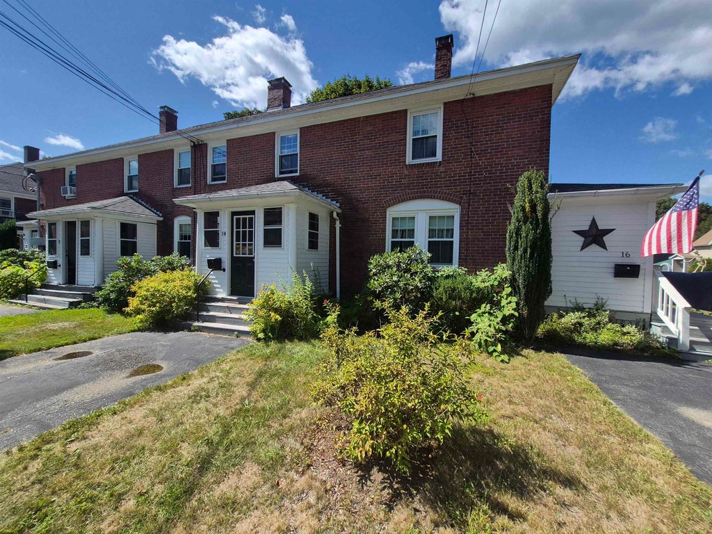 Photo of 10 Beech Street, Newmarket, NH 03857 (MLS # 5108559)