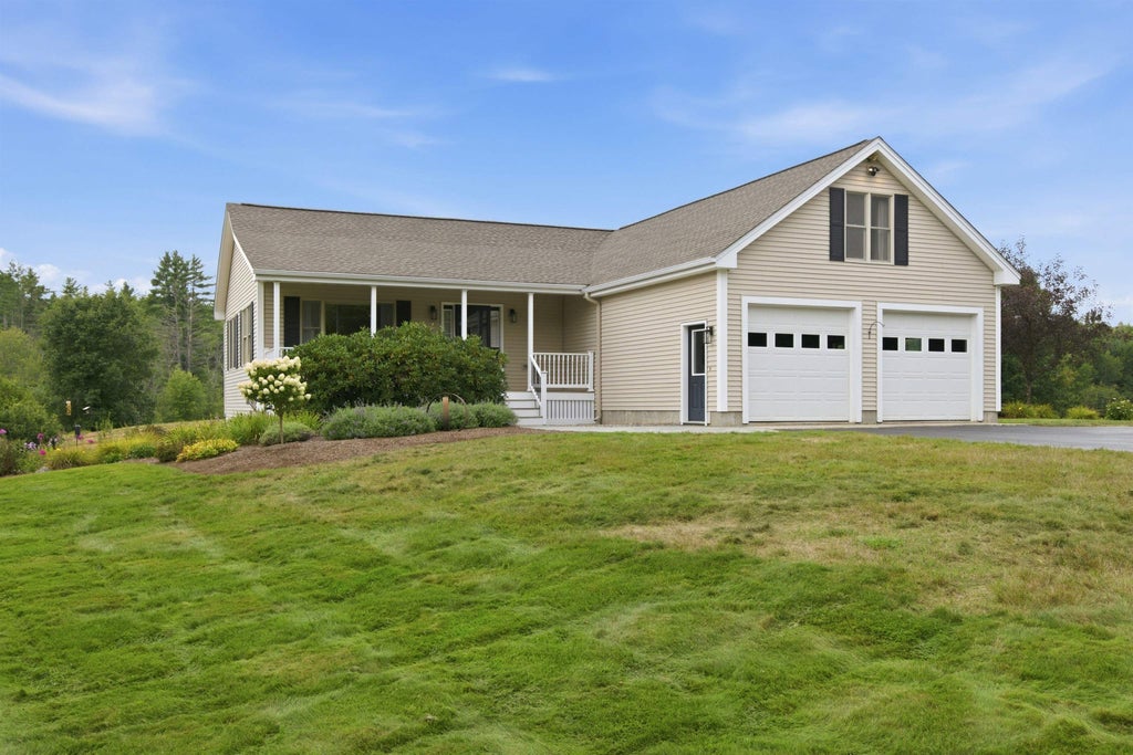 Photo of 7107 School Street, Loudon, NH 03307 (MLS # 5108520)