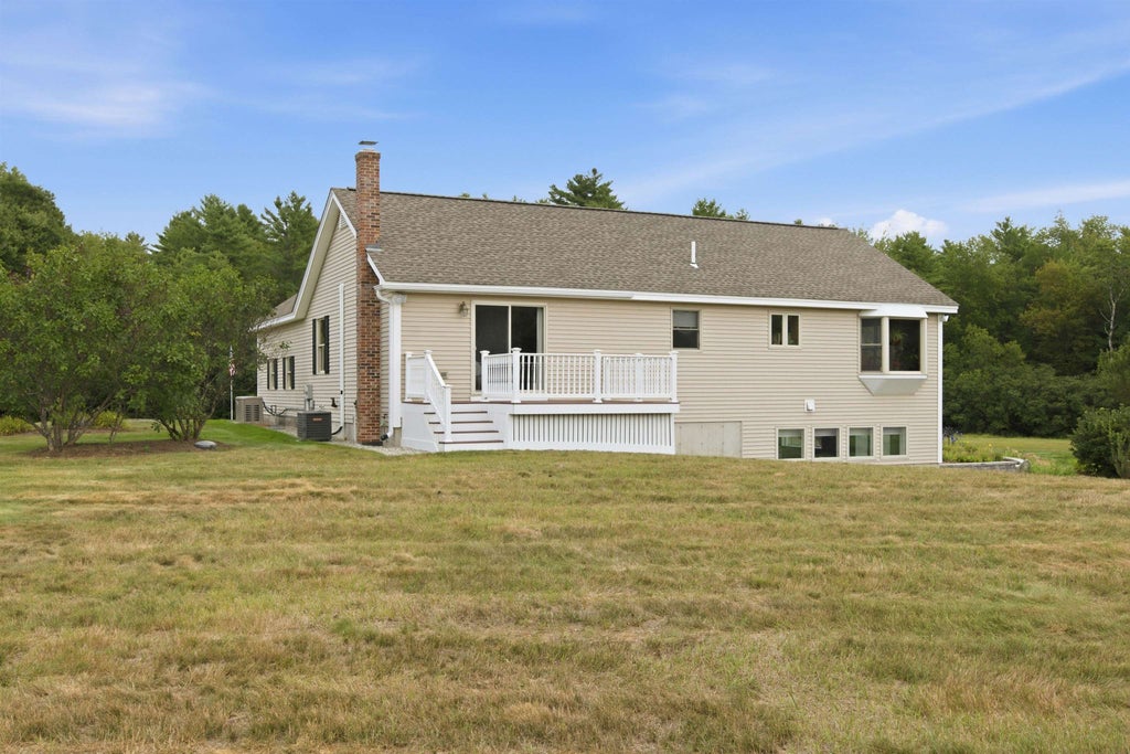 Photo of 7107 School Street, Loudon, NH 03307 (MLS # 5108520)