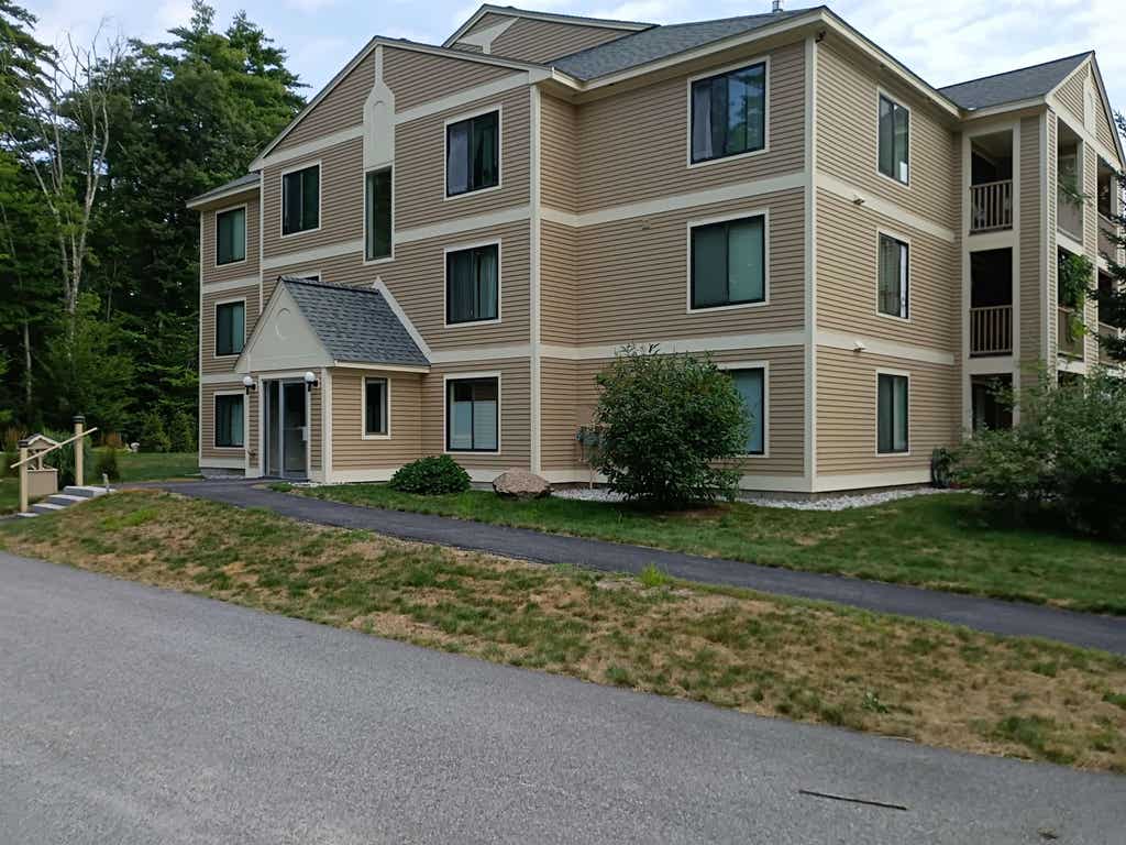 Photo of 19 Saco Street #Unit 3, Conway, NH 03813 (MLS # 5104406)