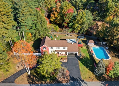 Photo of 11 Wendover Way, Bedford, NH 03110 (MLS # 5098103)