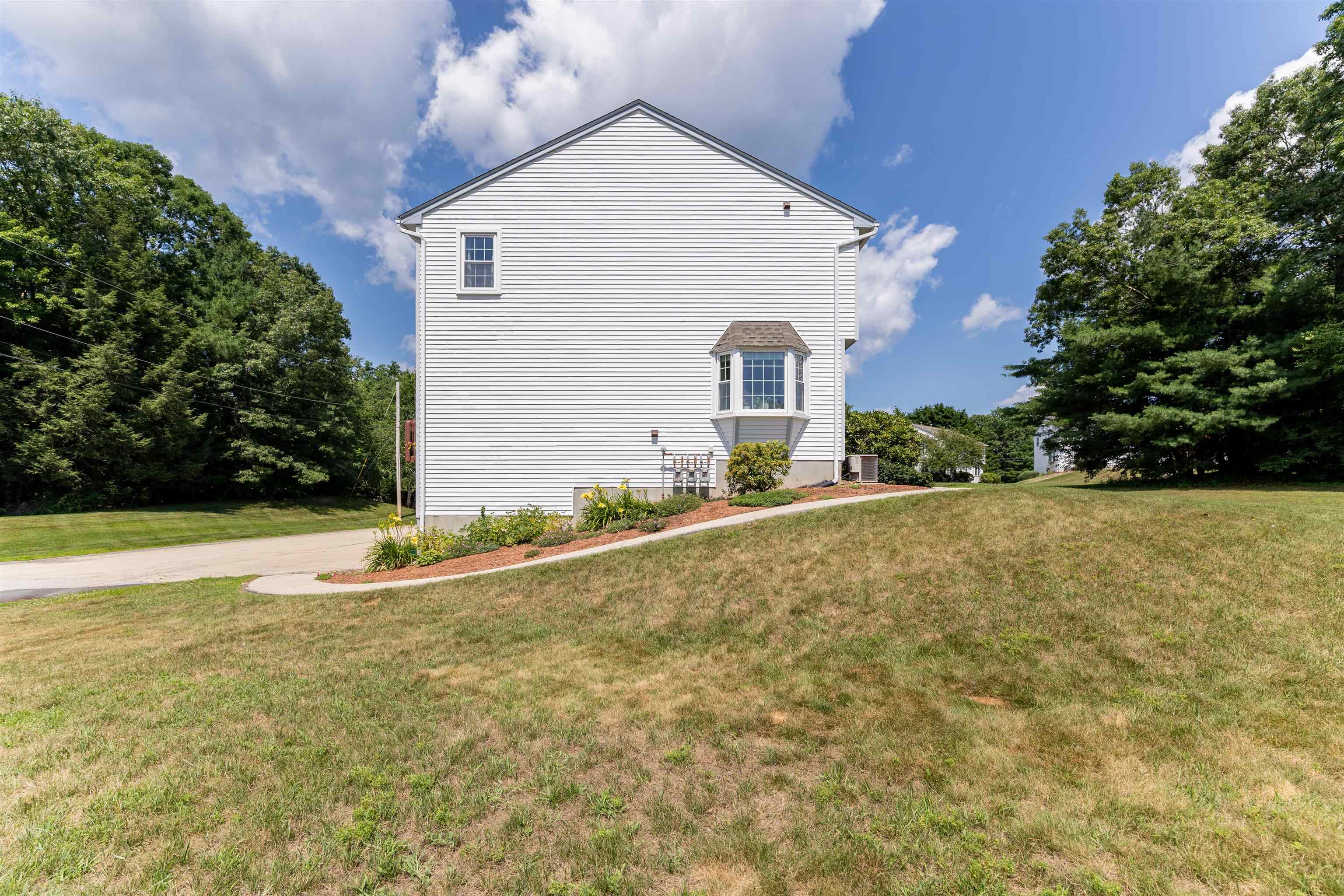 62 Lochmere Lane
