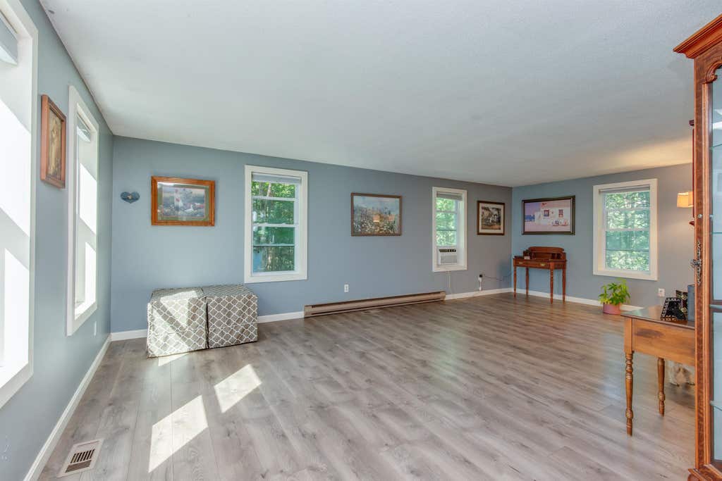 Photo of 39 Evergreen Circle, Henniker, NH 03242 (MLS # 5103472)