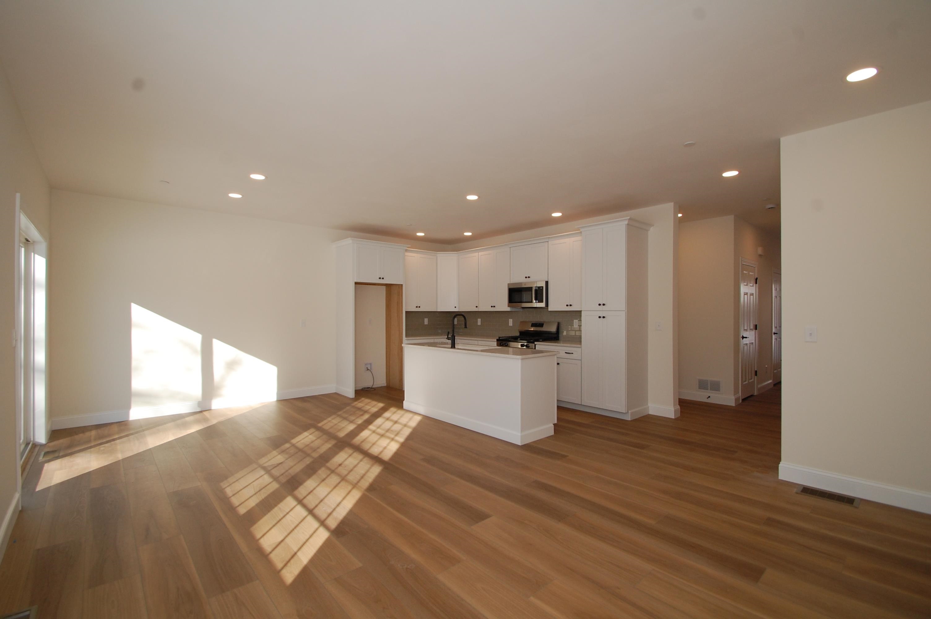 3A Dearborn Circle