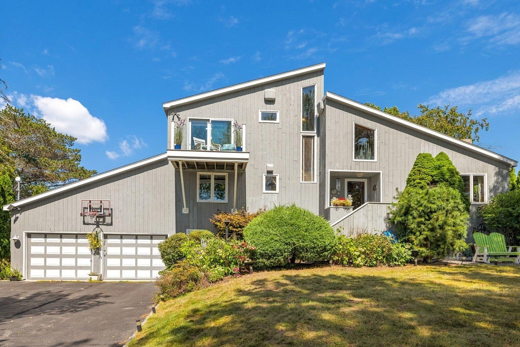 Photo of 350 Portsmouth Avenue, New Castle, NH 03854 (MLS # 5107161)