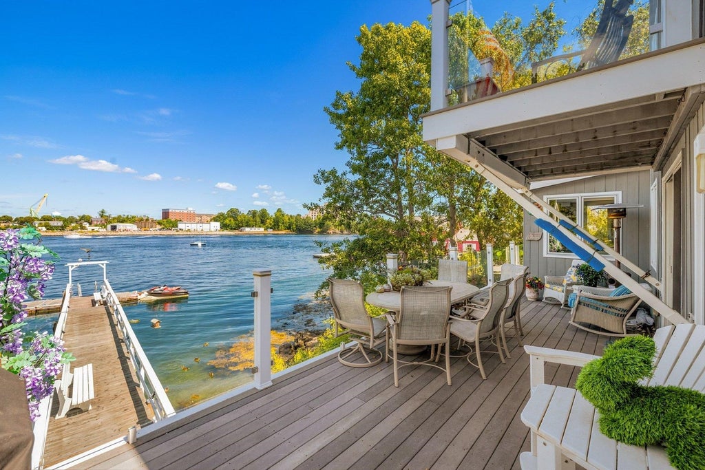 Photo of 350 Portsmouth Avenue, New Castle, NH 03854 (MLS # 5107161)