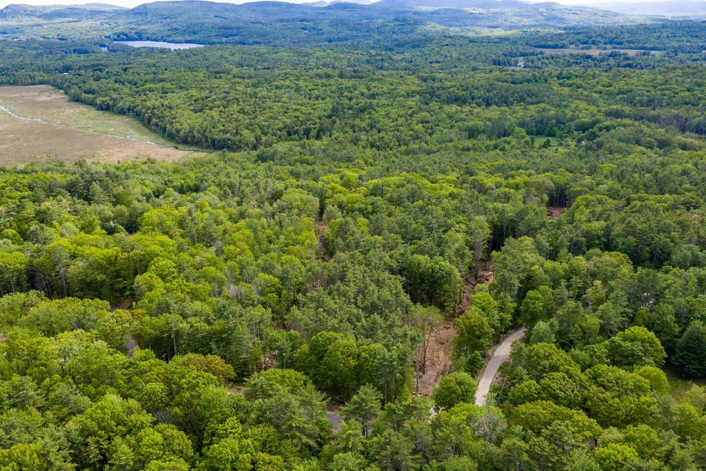 Photo of 6 Winona Road, Meredith, NH 03253 (MLS # 5108160)
