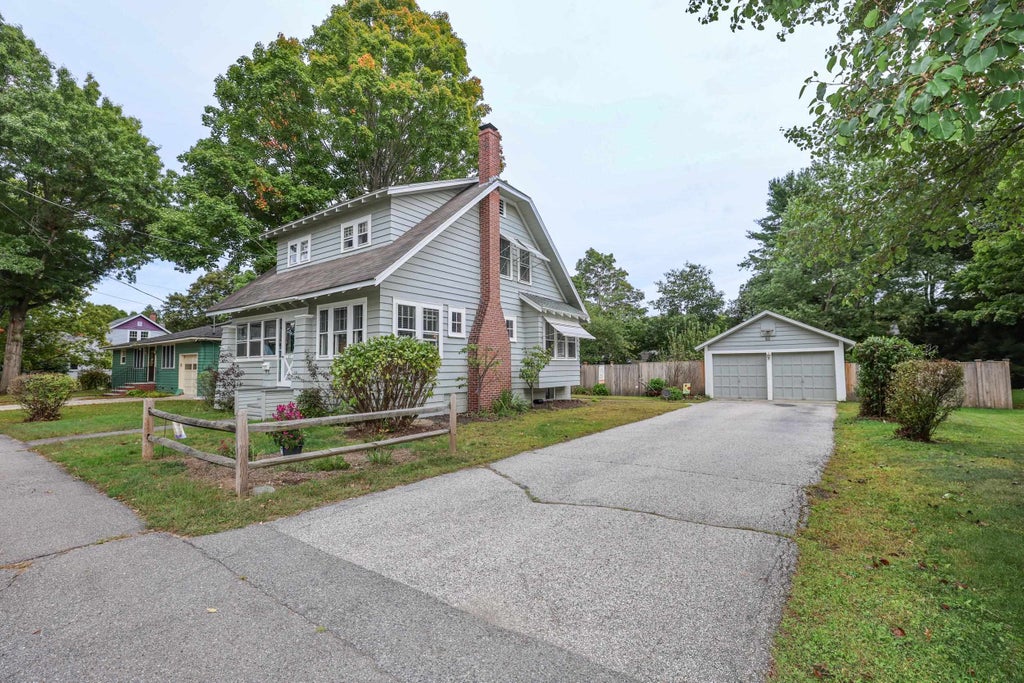 Photo of 27 Russell Street, Keene, NH 03431 (MLS # 5110691)