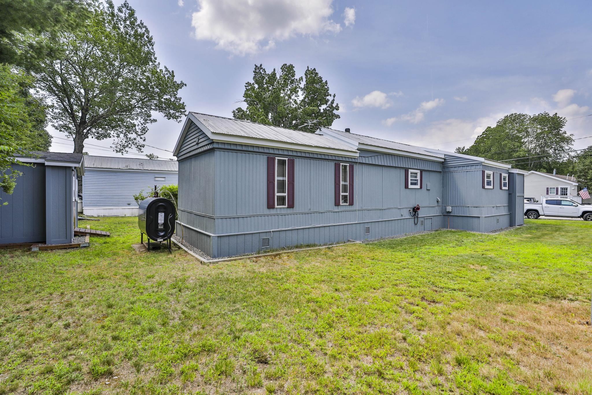 6 Cottonwood Lane