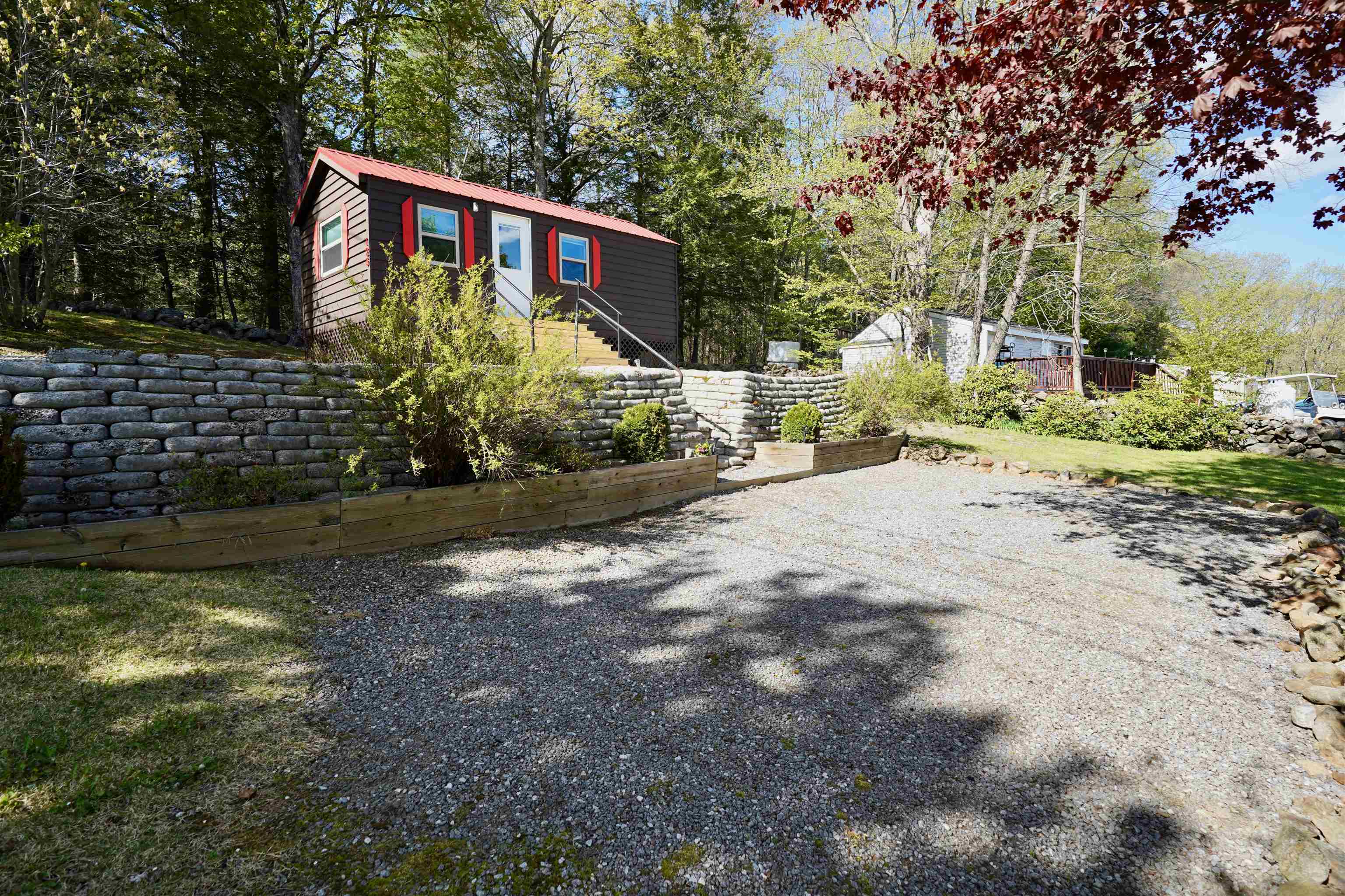 194 Buckley Road 125