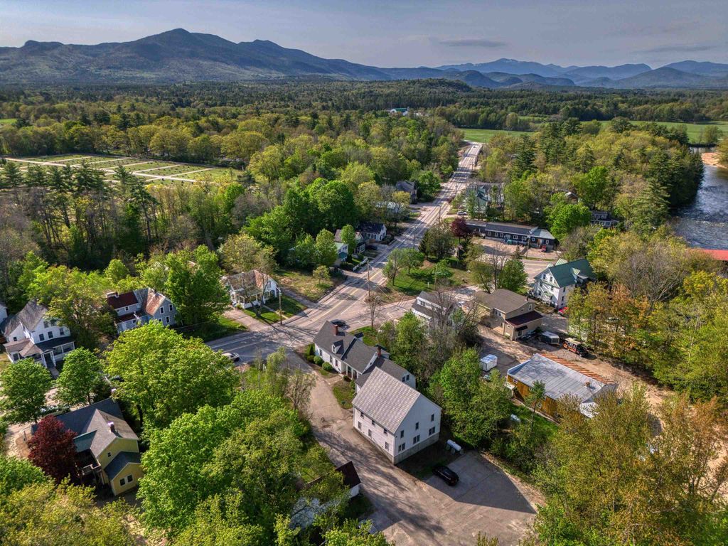 Photo of 87 Washington Street, Conway, NH 03818 (MLS # 5089878)