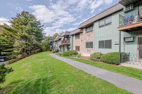 Photo of 13 Strawberry Bank Road #10, Nashua, NH 03062 (MLS # 5113521)