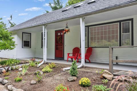 Photo of 311 Old Street Road, Peterborough, NH 03458 (MLS # 5105816)
