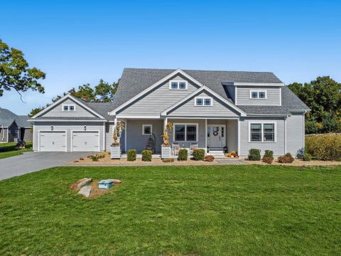 Photo of 23 Majestic Avenue, Pelham, NH 03076 (MLS # 5115103)