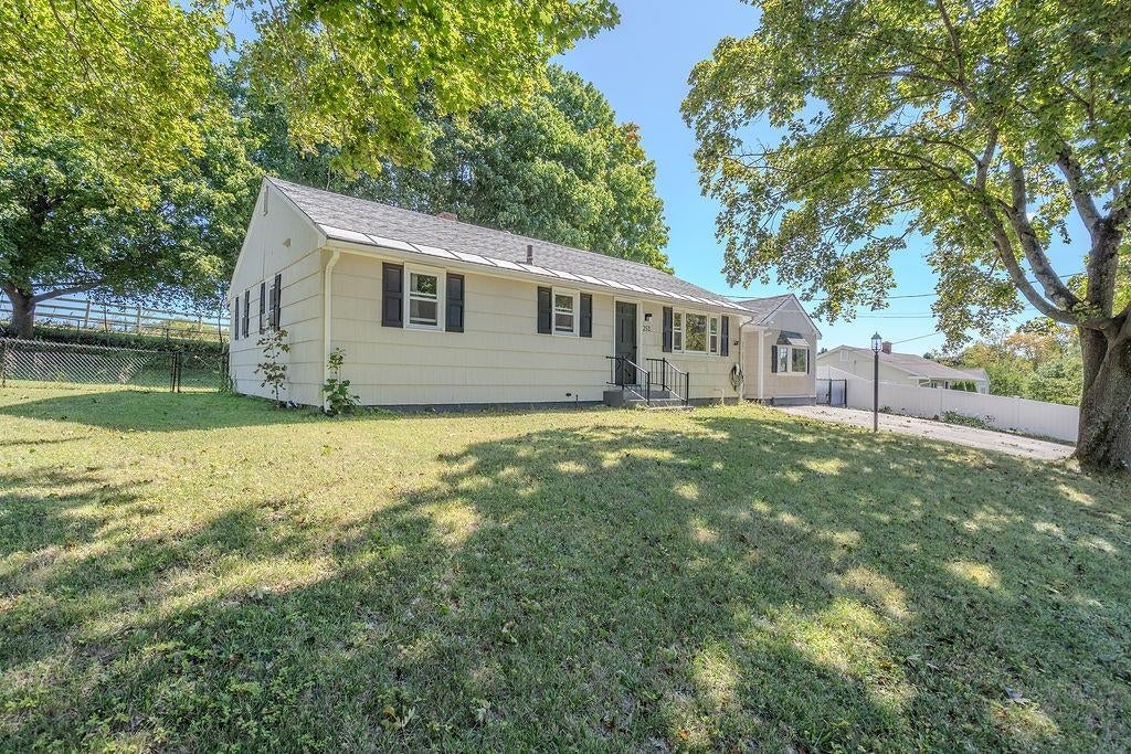 252 Green Street