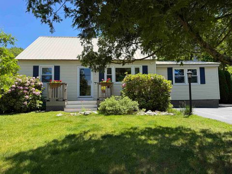 Photo of 61 Dale Drive, Keene, NH 03431 (MLS # 5101464)