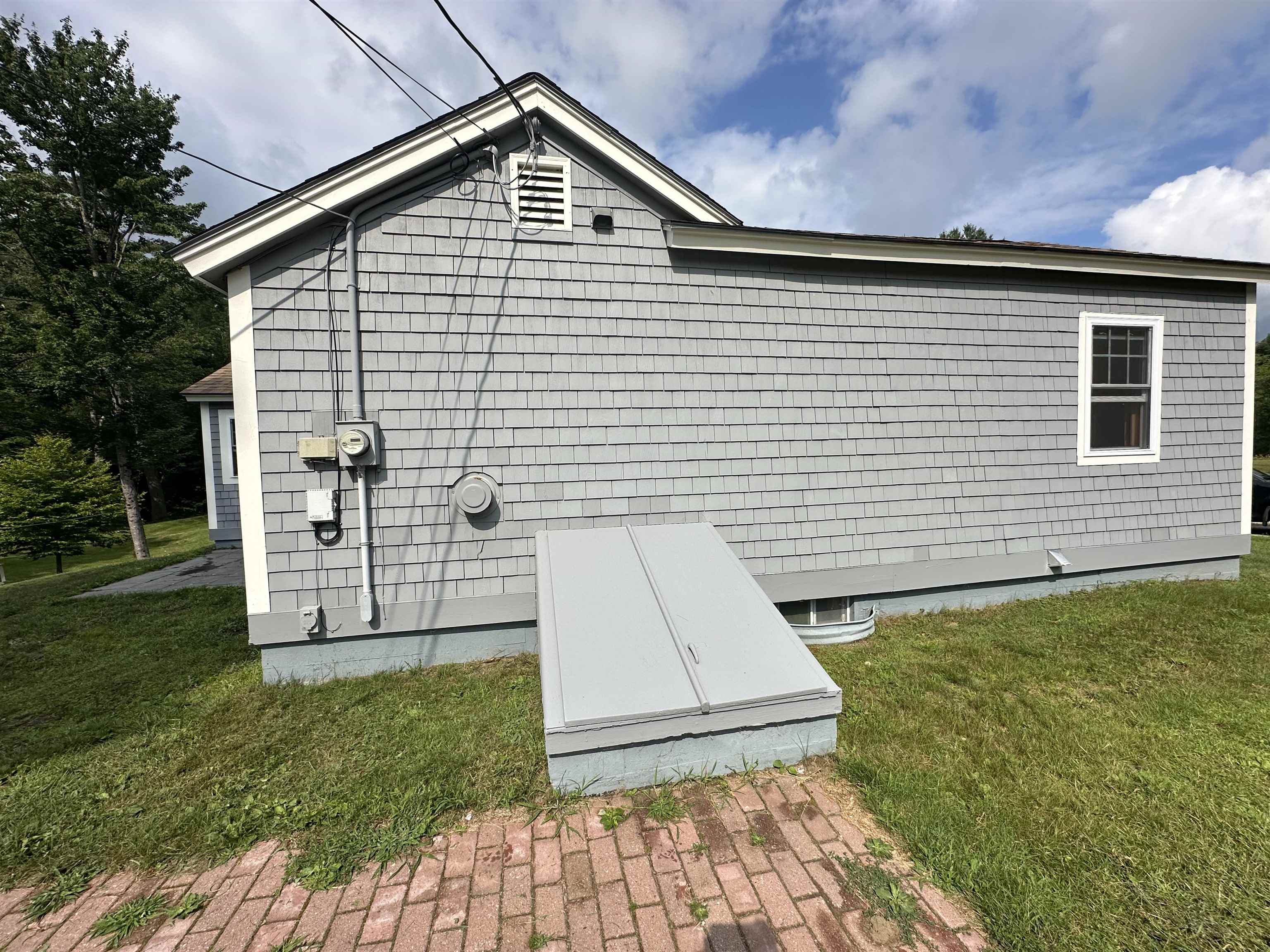 477 Dean Road