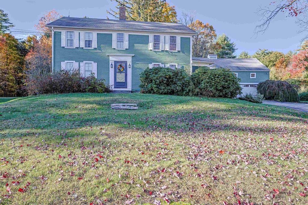 Photo of 412 Buck Street, Pembroke, NH 03275 (MLS # 5114859)