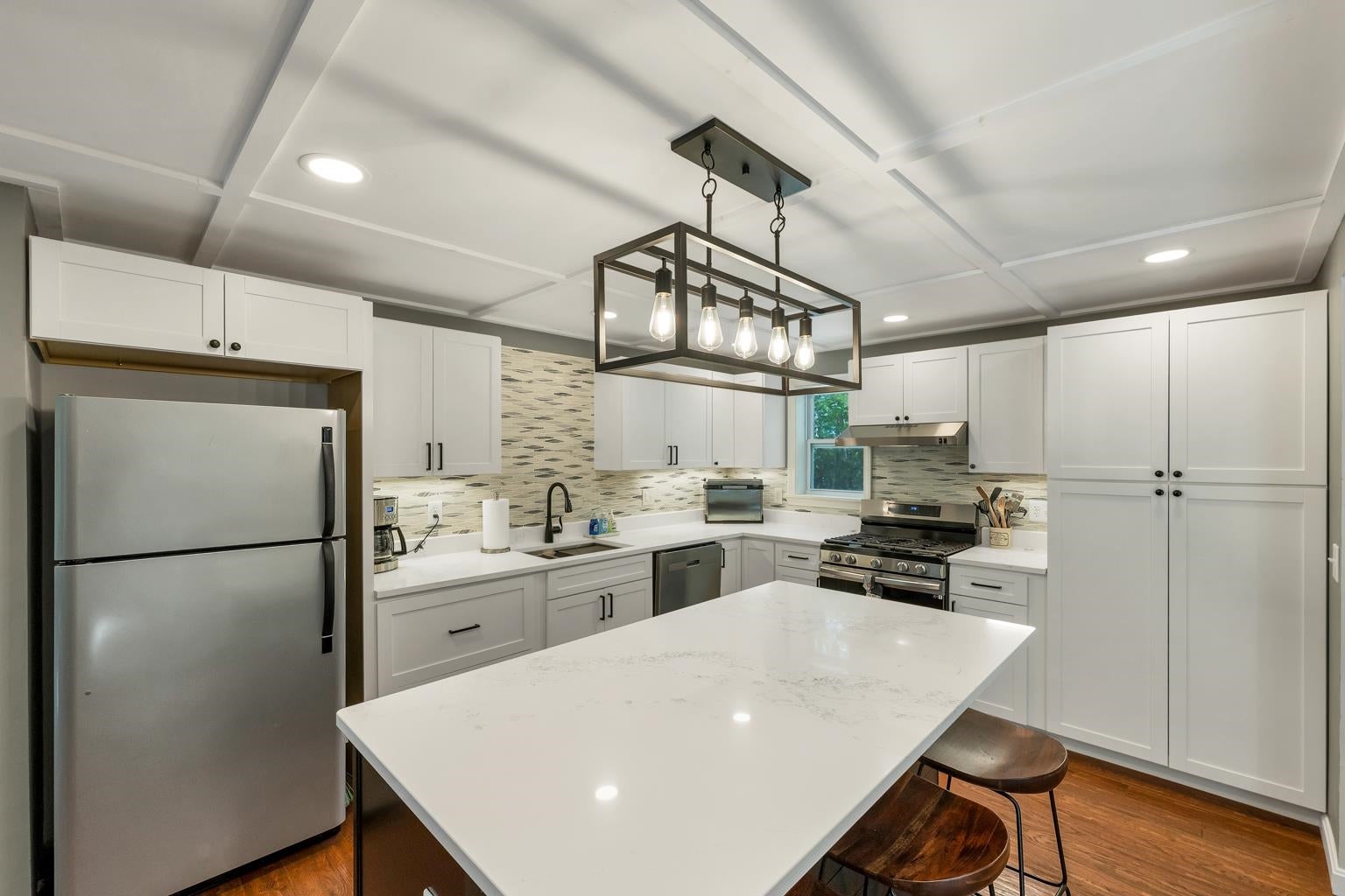 5 Holiday Ridge Road