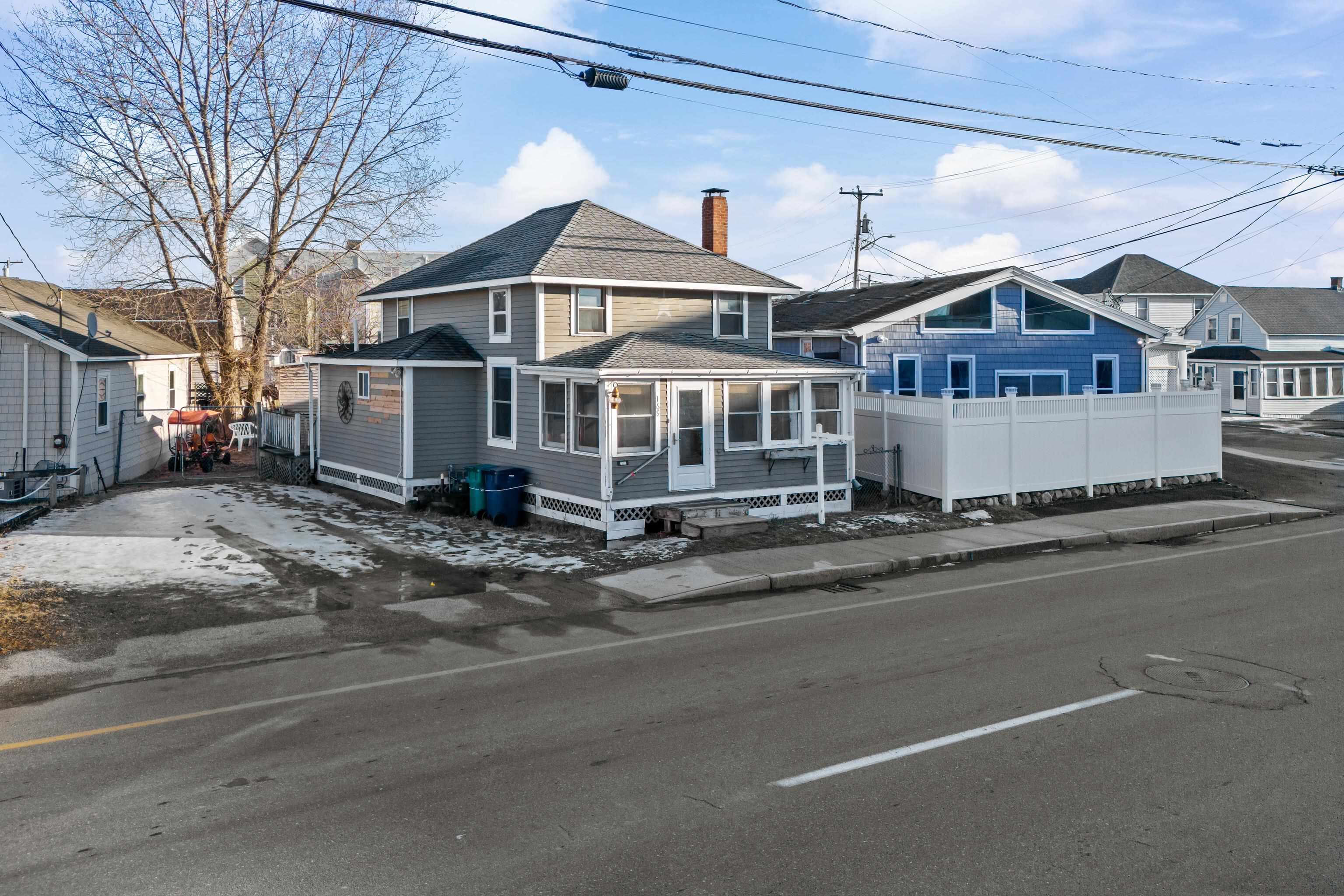 169 Ashworth Avenue