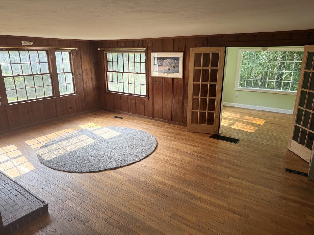 Photo of 81 Meredith Neck Road, Meredith, NH 03253 (MLS # 5104565)