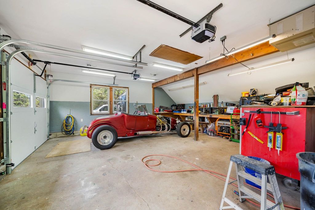 Photo of 15 Prescott Lane, Hampton Falls, NH 03844 (MLS # 5088907)