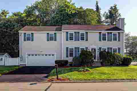 Photo of 118 Megan Drive, Manchester, NH 03109 (MLS # 5105618)