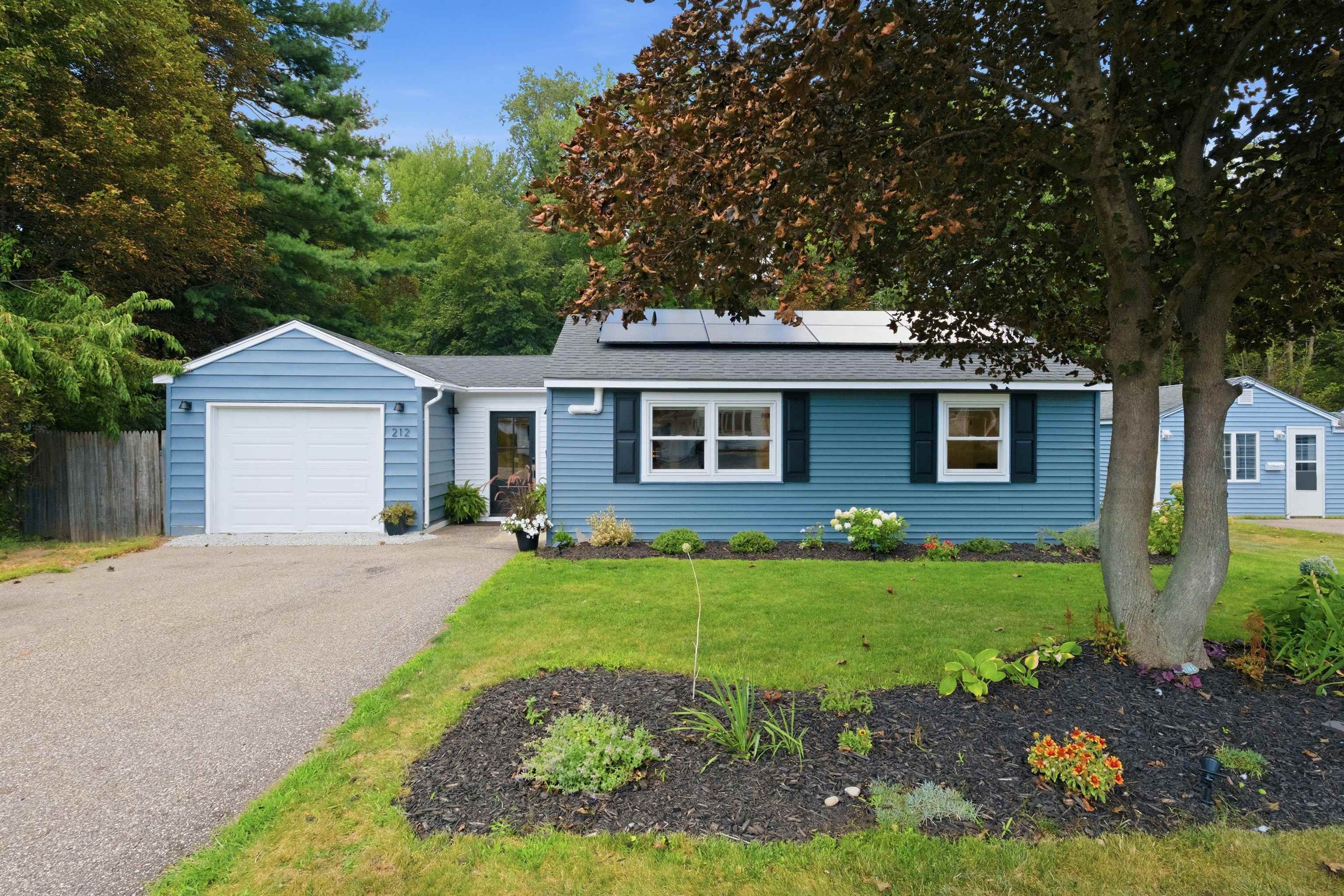 212 Holly Lane