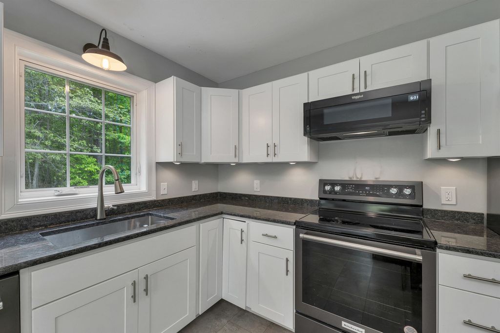Photo of 3 Pendergast Road, Newmarket, NH 03857 (MLS # 5091576)