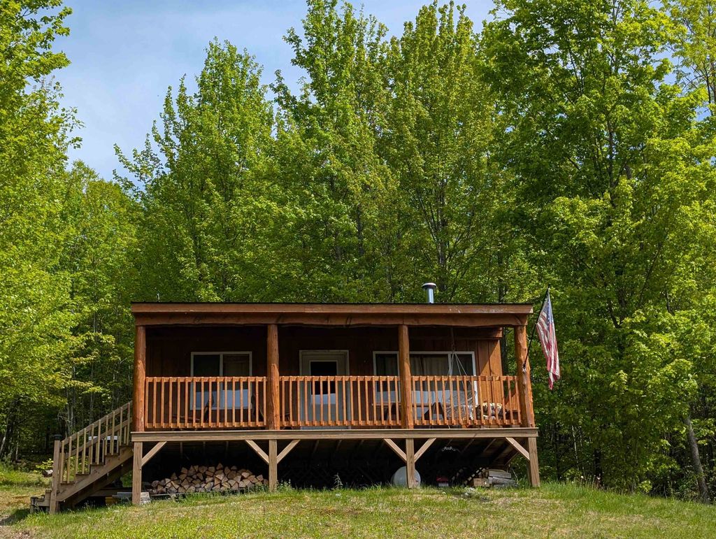 Photo of 320 Hunt Mountain Road, Monroe, NH 03771 (MLS # 5091792)