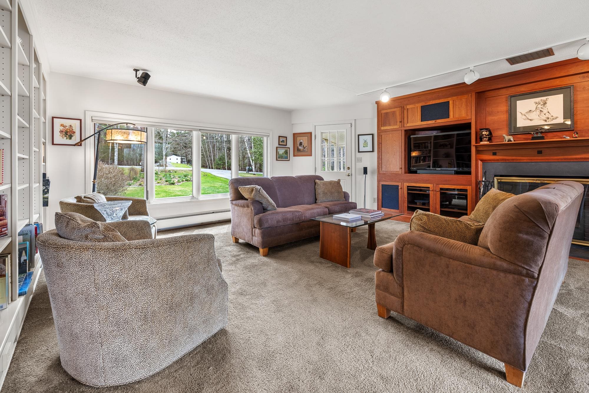 33 Rolling Ridge Road