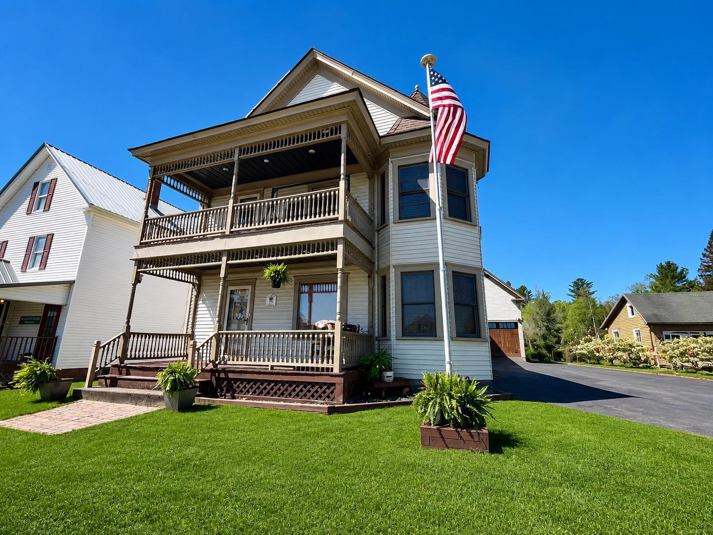 735 Milan Road